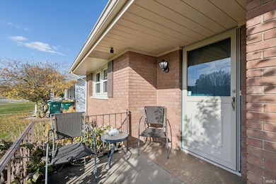 710 W 13th St, Mishawaka, IN 46544 - photo 4