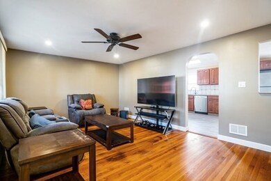 16 Walnut Park, Lynn, MA 01905 - photo 5