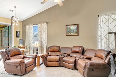 04_8931_E_Crescent_Ave__04_mls