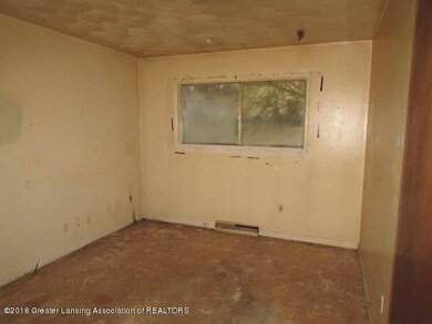 4012 Burchfield Dr, Lansing, MI 48910 - photo 6