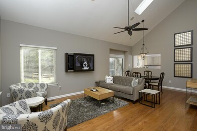 10832 Bird Song Pass, Columbia, MD 21044 - photo 4