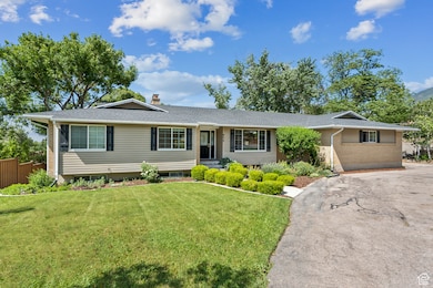 975 Canyon Breeze Ln, Draper, UT 84020 - photo 2