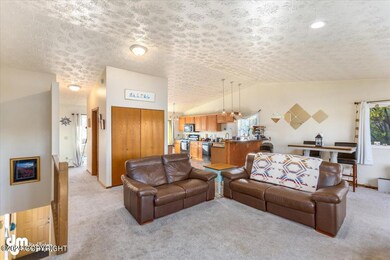 08-Living Room_IMG_3705_SSW