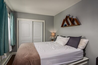 bedroom.1