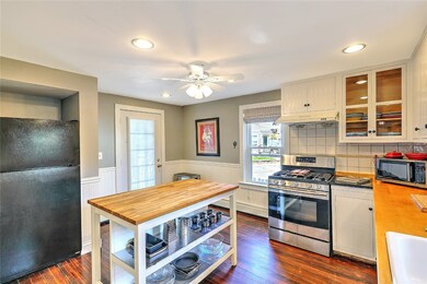 30 Bluff St, Riverside, RI 02915 - photo 7