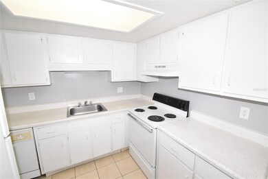 480 Banyon Tree Cir unit 102, Maitland, FL 32751 - photo 6