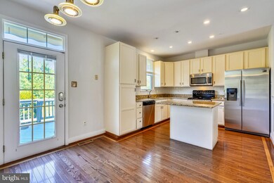 2510 Short Putt Ct, Crofton, MD 21114 - photo 7