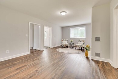 522 Martin Ln, Augusta, GA 30909 - photo 5