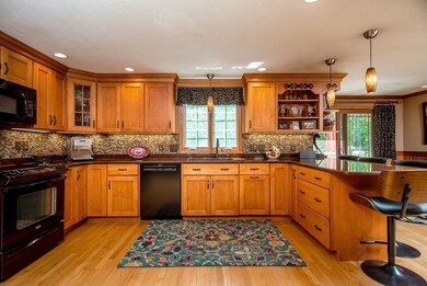 64 June St, Northbridge, MA 01534 - photo 6