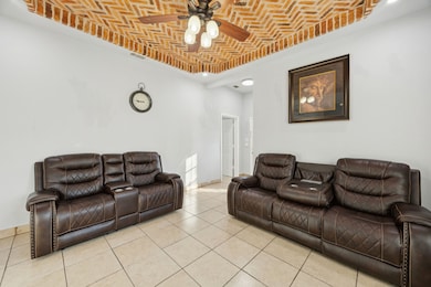 2903 Mt Vernon Ave, Fort Worth, TX 76103 - photo 3