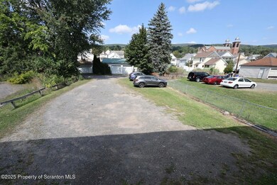1043 Main St unit L 11, Scranton, PA 18519 - photo 3