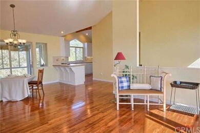 Turn to face the ocean and the large great room we