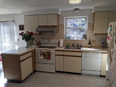 58 Charles Rd unit 58, Winchester, MA 01890 - photo 6