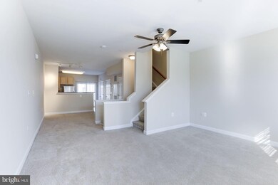 22759 Fountain Grove Square, Ashburn, VA 20148 - photo 5