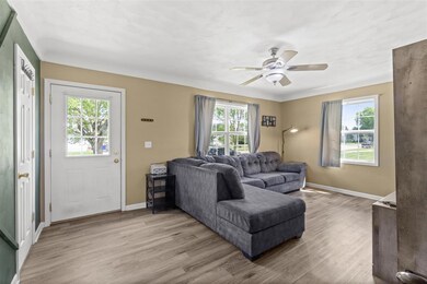 1664 8th St NW, Cedar Rapids, IA 52405 - photo 7