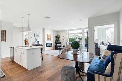 267 U S Route 1 unit 211, Falmouth, ME 04105 - photo 5