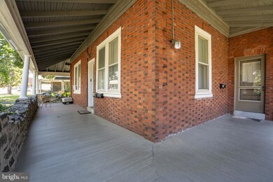 113 Walnut Ave unit 1, Ardmore, PA 19003 - photo 3