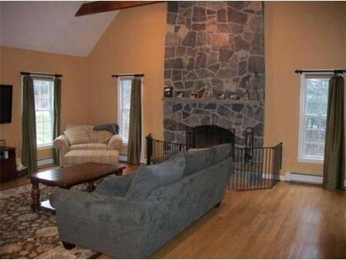 35 Reid St, Franklin, MA 02038 - photo 4