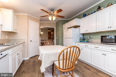 76 Waterford Ln unit T 76, Sellersville, PA 18960 - photo 7