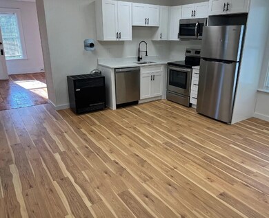 75 Gage St, Worcester, MA 01605 - photo 5