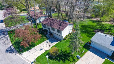 2340 Park Ln - Holt-01