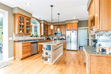 100 Lilac Knoll, Richmond, VT 05477 - photo 4