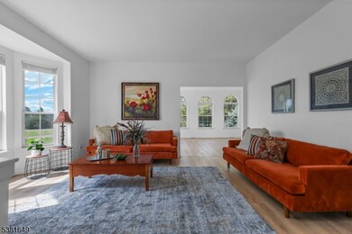 12 Wyckoff Place, Franklin Park, NJ 08823 - photo 2