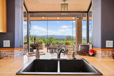 Kitchen (2)