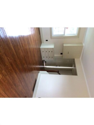 25 Dyer St, Warren, RI 02885 - photo 7
