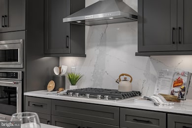 233 Light St, Baltimore, MD 21202 - photo 5