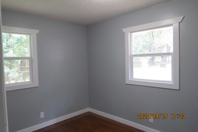 30 Pond St, Tennessee Ridge, TN 37178 - photo 6