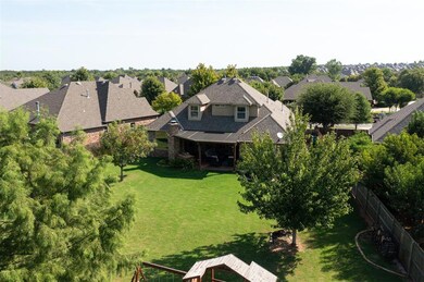 19805 Oakshire Dr, Edmond, OK 73012 - photo 4