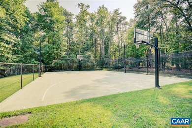 1570 Old Oaks Dr, Charlottesville, VA 22901 - photo 6