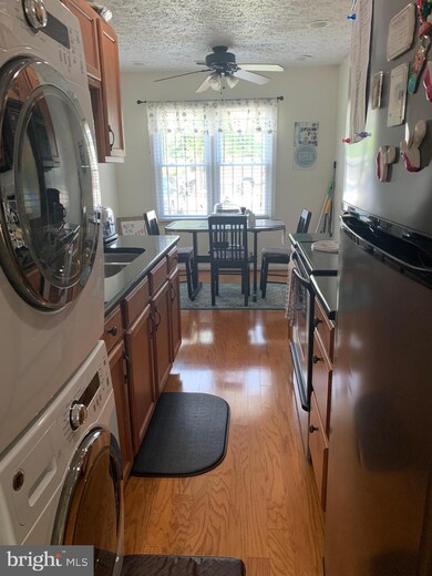 2137 N Anvil Ln, Temple Hills, MD 20748 - photo 7