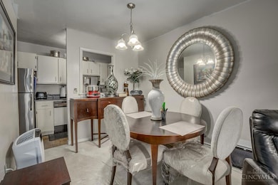 4904 Chalet Dr, Cincinnati, OH 45217 - photo 5