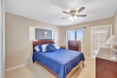 1012 SW 11th St unit 20N, Hallandale Beach, FL 33009 - photo 5