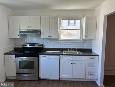 1046 Fox Run, Reading, PA 19606 - photo 4