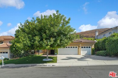 2227 Fernleaf Ct, Thousand Oaks, CA 91362 - photo 3