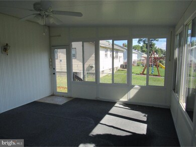 3746 Donegal Ln, Brookhaven, PA 19015 - photo 7