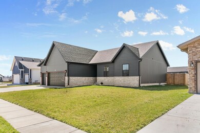 881 W Elmwood Cir, Nixa, MO 65714 - photo 3