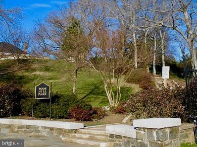 3120 R St NW unit 107, Washington, DC 20007 - photo 6