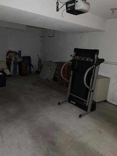 66 Laclede Ave, Chicopee, MA 01020 - photo 3