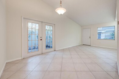 2004 S 10th St unit B, Fort Pierce, FL 34950 - photo 3