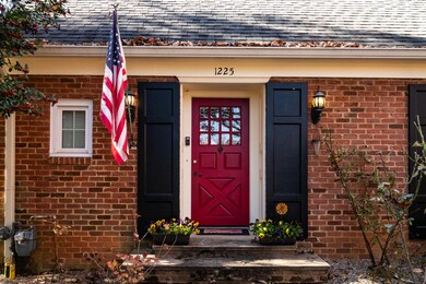 1225 Dougherty Dr, Morristown, TN 37814 - photo 4