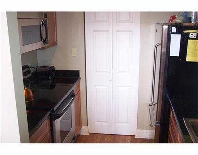 760 Magazine St unit 221, New Orleans, LA 70130 - photo 3