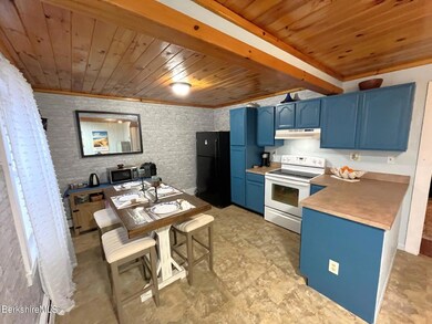 kitchena