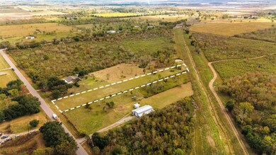 1824 County Road 382, Rosharon, TX 77583 - photo 2