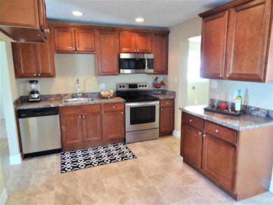 1434 Rosemary Dr, Melbourne, FL 32935 - photo 6