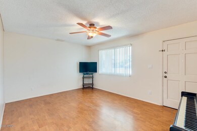 246 W Mclellan Rd, Mesa, AZ 85201 - photo 5