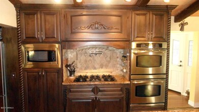 Gas Cooktop, Dbl Ovens  & Built-in Micro